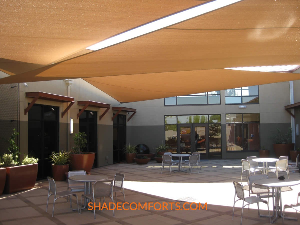 courtyard-shade-sails-for-recreation-center